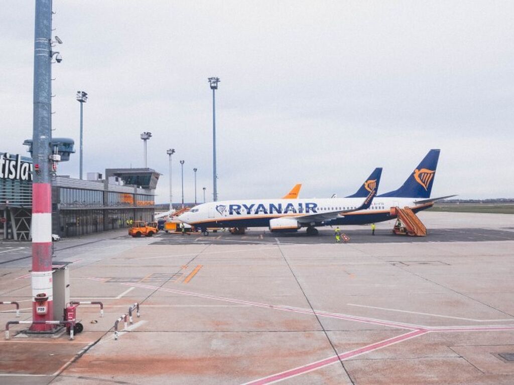 Ryanair airport RE SIZED 750